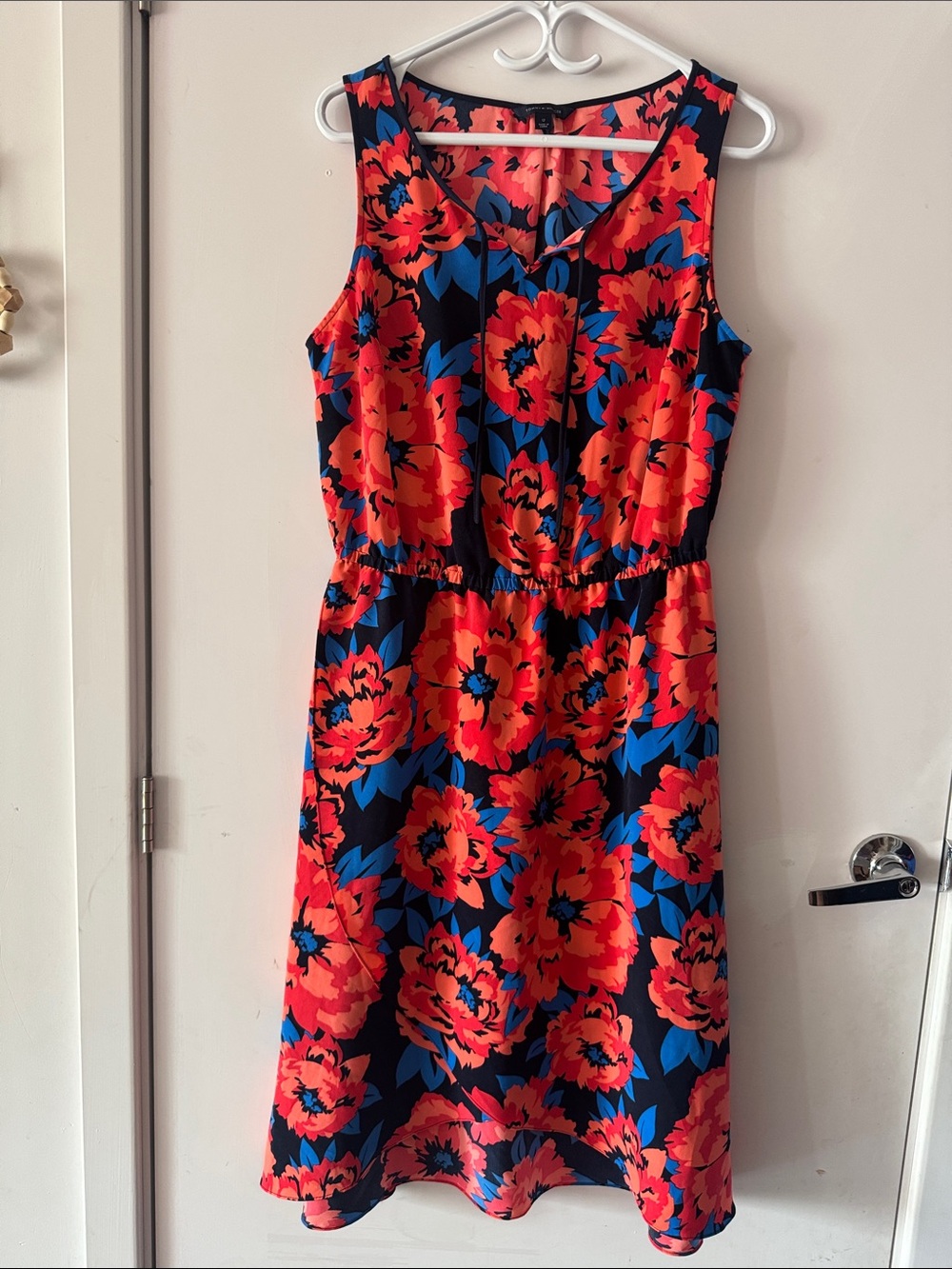 Like new Tommy Hilfiger Red and Blue Floral Sleeveless Dress